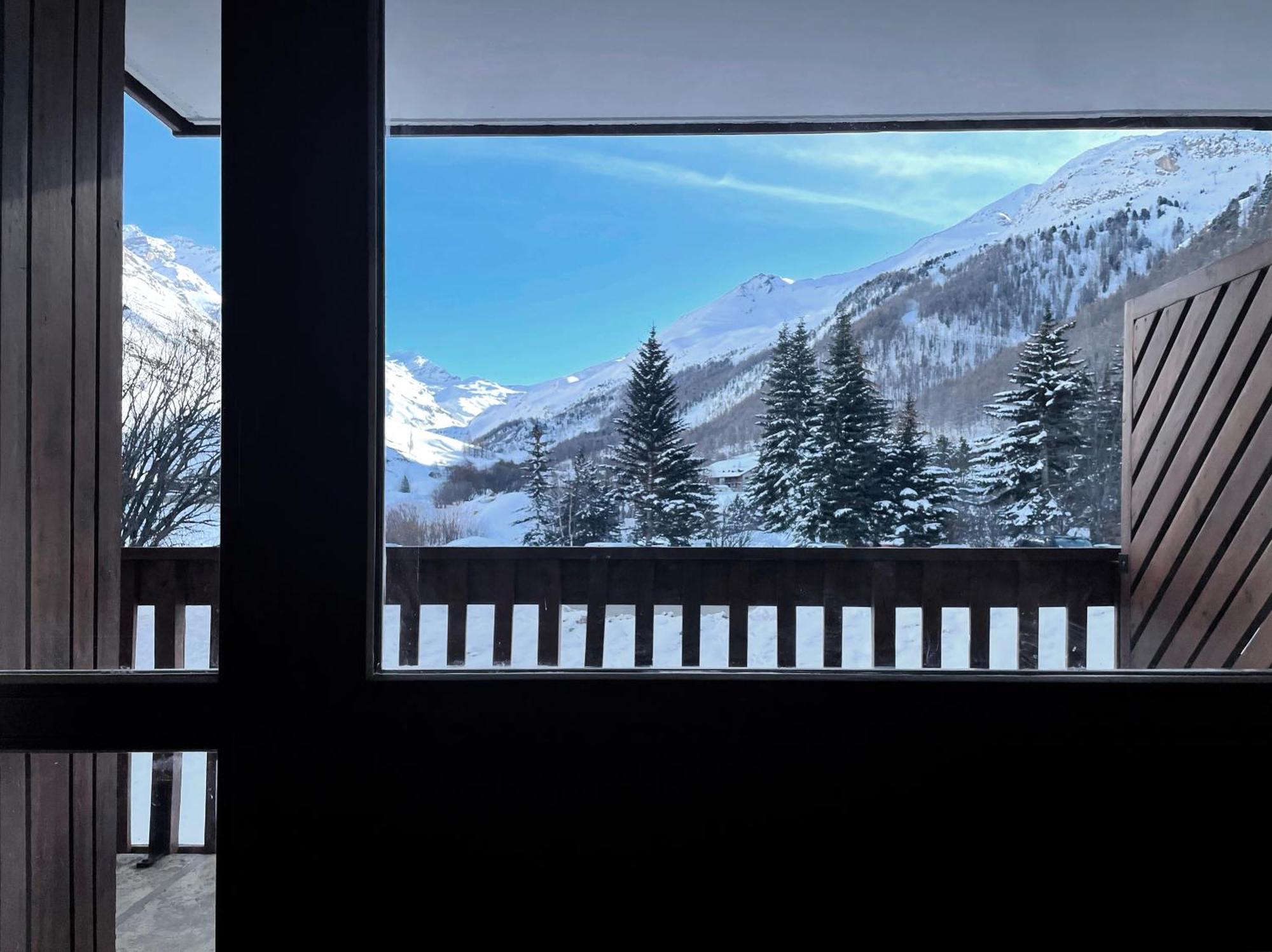 Les Barmettes Appart Renove Avec Vue, Parking Et Skis Aux Pieds Val-dʼIsère Екстериор снимка